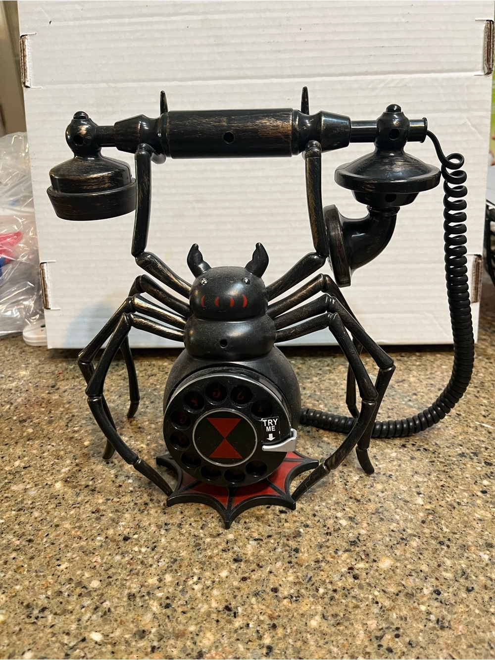 2017 Gemmy Spooky Spider Phone Halloween Black Widow Motion Sensor Working